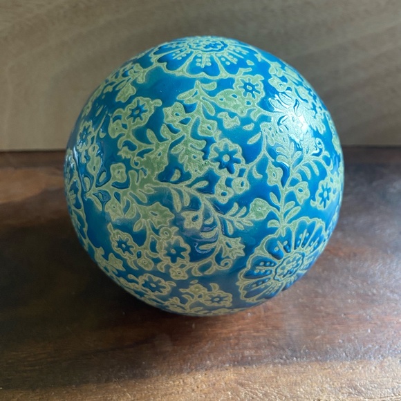 2 Carpet Ball Ceramic Pottery 4" Round Blue Floral Red Birds Glaze Decorative - Picture 7 of 11